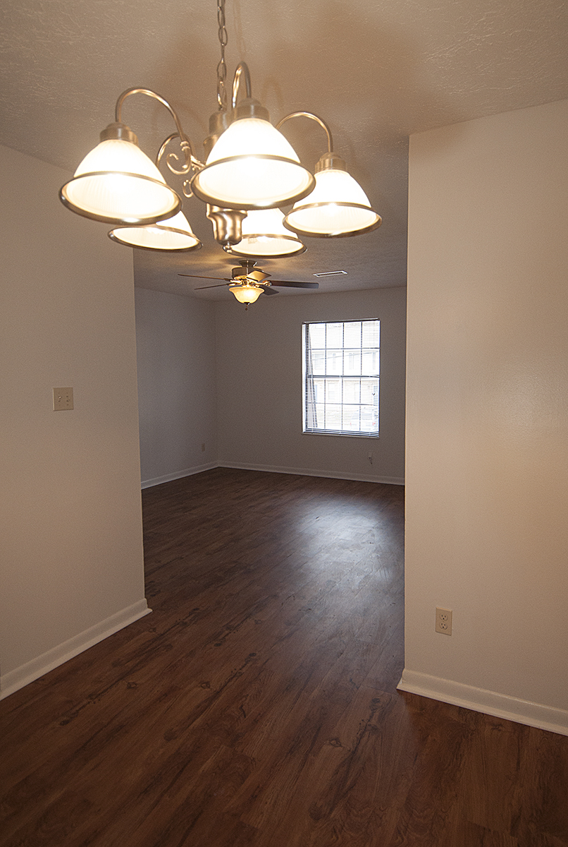 victoria_dining_living_room